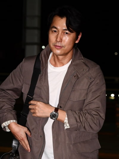 [TEN 포토] 정우성 '어떻게 봐도 잘생김'