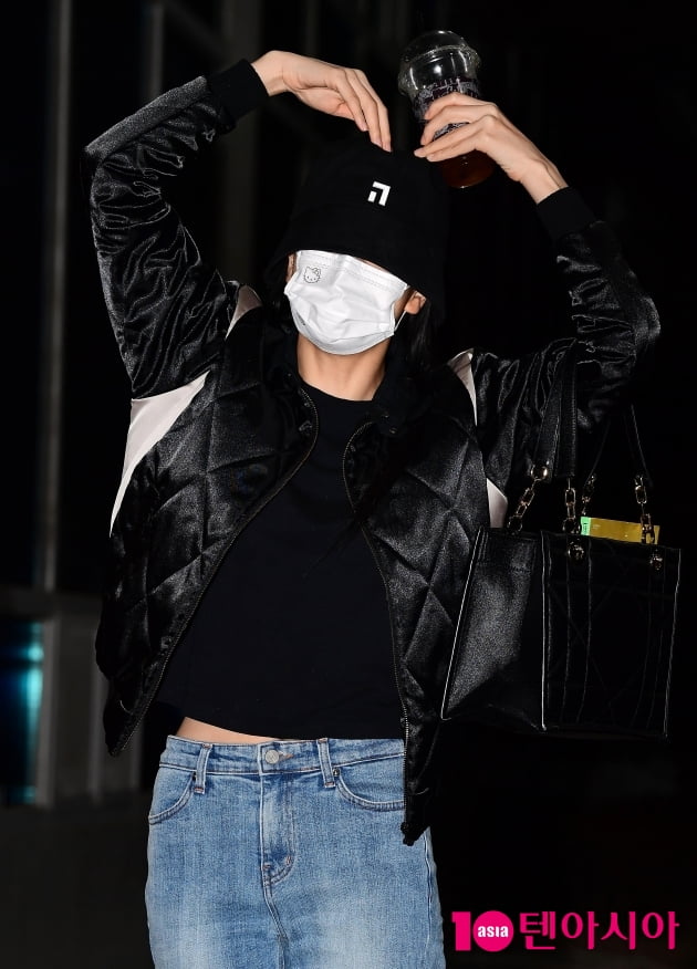[TEN 포토] 블랙핑크 지수 '여러분 이만큼 사랑해요'