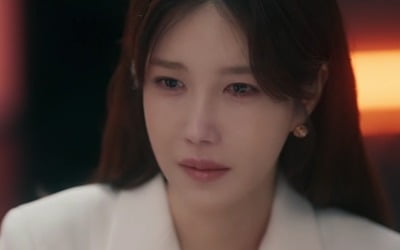 [종합] "이지아=아버지 살인범" 장희진, 생방송 토크쇼서 폭로('판도라')