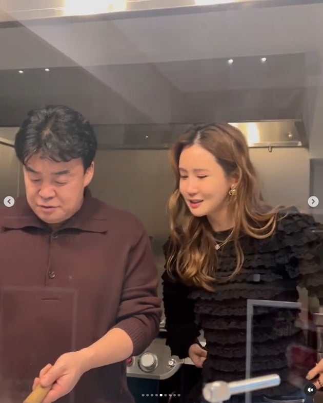 '♥세븐과 5월 결혼' 이다해, 백종원에 신부수업 받았나…"황홀했던 밤, 먹다가 배 볼록"