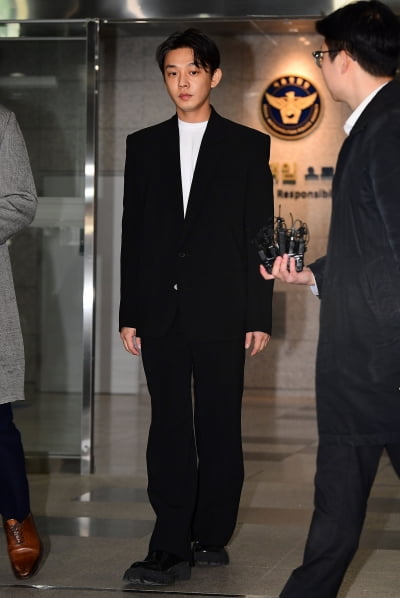 [TEN 포토] 유아인 '마약류관리법 위반 협의 12시간 조사'