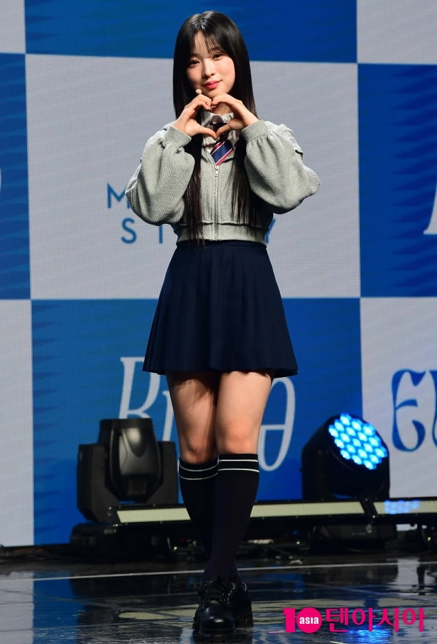 [TEN 포토] 빌리 하루나 '여러분 사랑합니다'