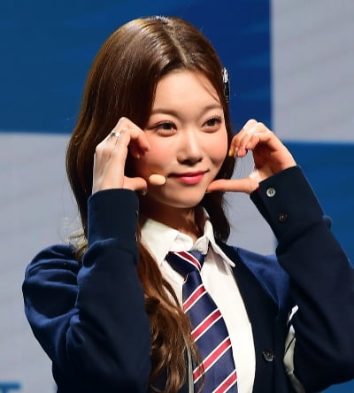 [TEN 포토] 빌리 츠키 '점점 빠져드는 미모'