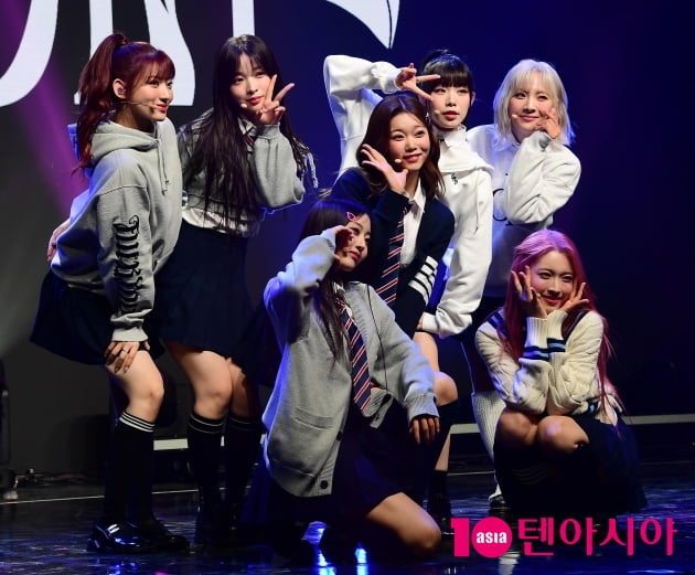[TEN 포토] 빌리 '타이틀곡 ‘유노이아’ 엔딩'