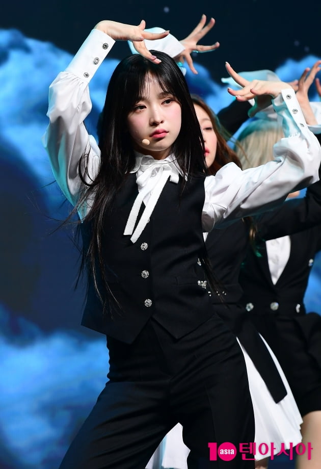 [TEN 포토] 빌리 하루나 '청순 큐티'