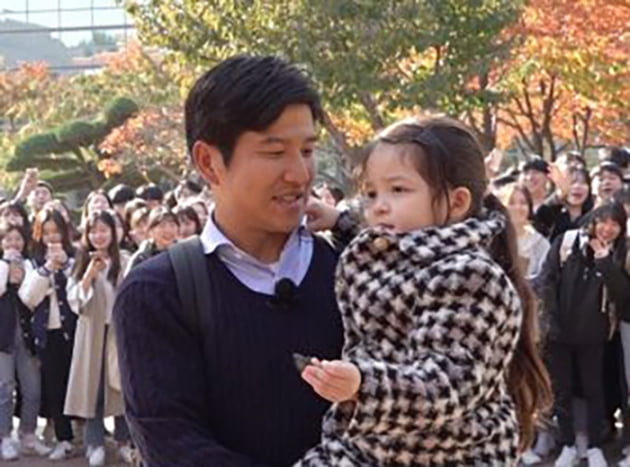 10년 된 '슈돌', '코 묻은 시청률' 놓아야할 때…애들 10대 될 동안 1%대로 추락[TEN스타필드]
