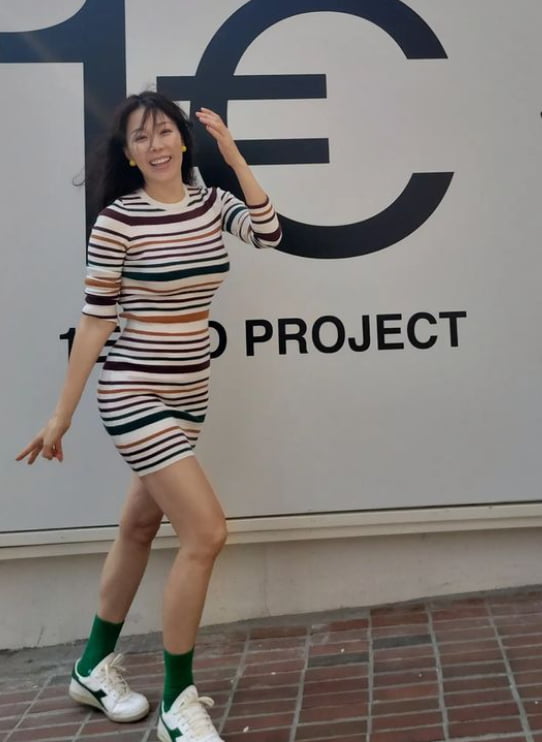 '홍성흔♥' 김정임, 몸매가 완전 설현인줄…딱붙 원피스에 군살 ZERO 자랑