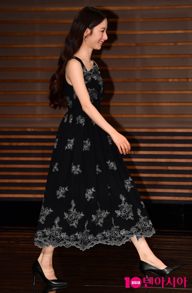 [TEN 포토] 김지연 '우아한 발걸음'