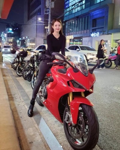 오정연, 기특한 셋째 홍춘이 공개...군살없는 몸매