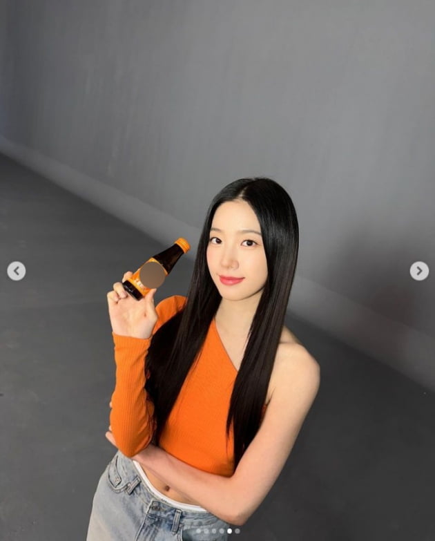 르세라핌 카즈하, 인간 탄산음료 비주얼..청량하다 못해 톡 쏘네