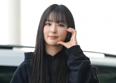 [TEN 포토] 레드벨벳 슬기 '러블리한 하트'