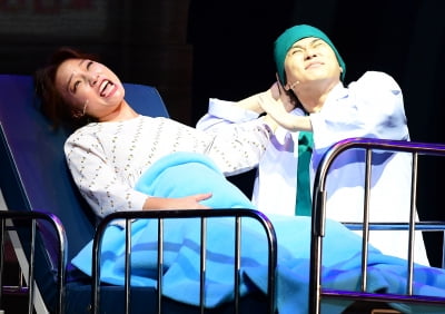 [TEN 포토] 신서옥 '산모 고통이...'