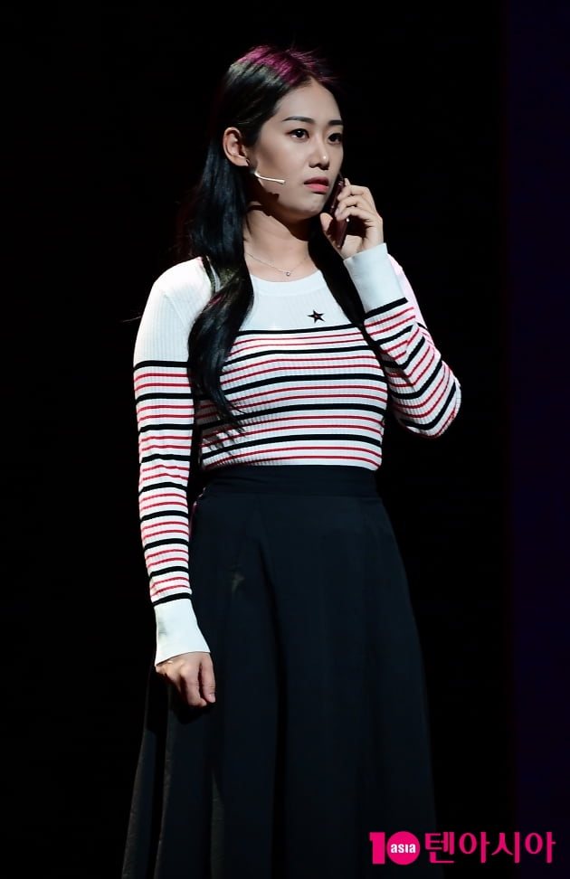 [TEN 포토] 현쥬니 '엄마 음식좀 보내줘'