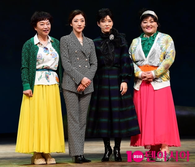 [TEN 포토] 김혜민-최정화-한세라-박지아 '서울댁과 시어머니들'