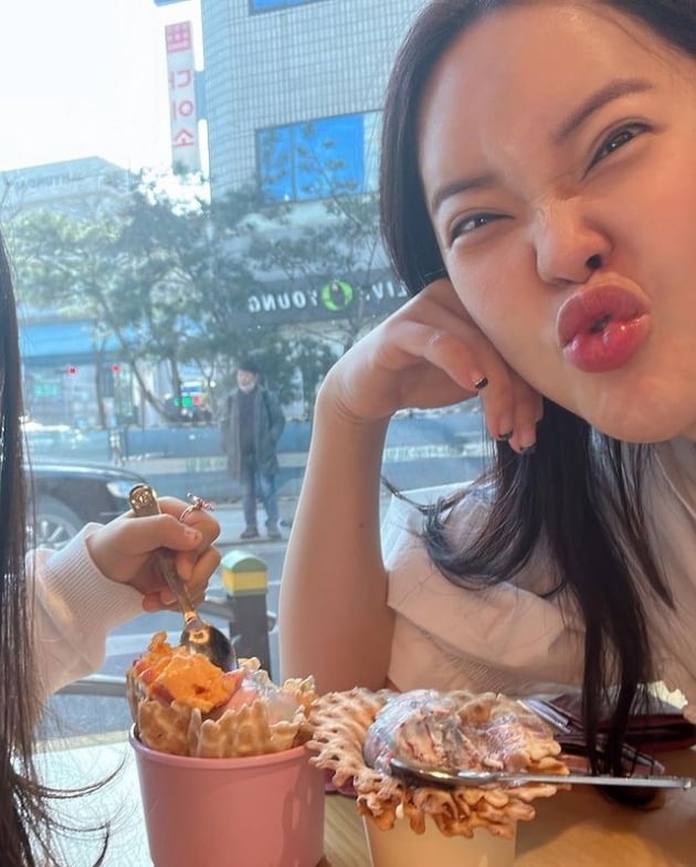 백지영, ♥정석원 빼고 딸과 단둘이 데이트 "수다·아이스크림 가능한 내 베프"