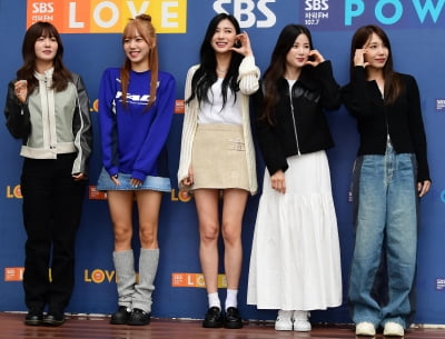 [TEN 포토] 에이핑크 '어느덧 데뷔 12주년'