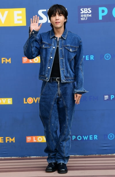 [TEN 포토] 장근석 '오랜만에 인사드려요'