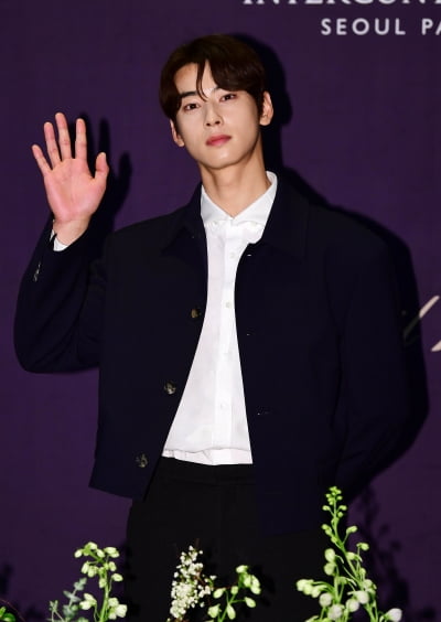 [TEN 포토] 차은우 '얼굴천재가 왓어요'