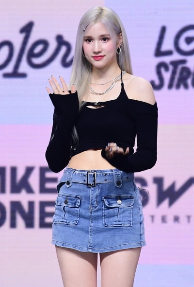 [TEN 포토] 케플러 휴닝바히에 '러블리한 케냥이'