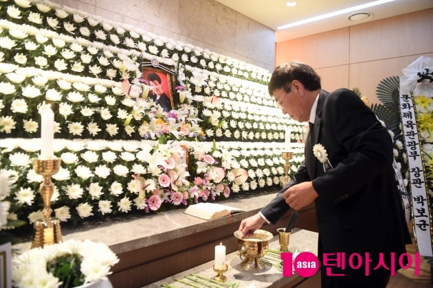 텐아시아DB