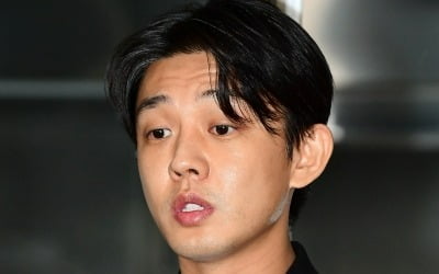 유아인, 이태원 라운지 마약 흡연→졸피뎀 과다 복용 보도 '정면 반박' [공식]