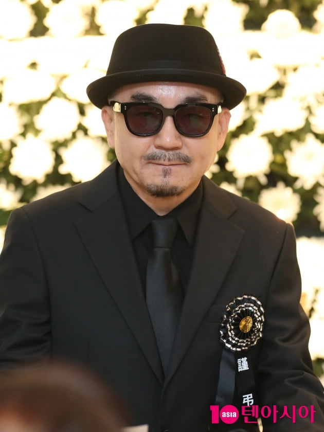 [TEN 포토] 故 현미, 마지막 가는길을 함께하는 선후배들