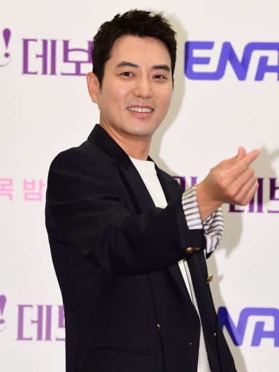 [TEN 포토] 주상욱 '차예련 하트 받아요'
