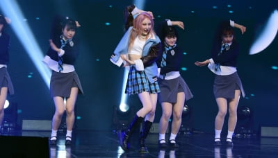 [TEN 포토] 이채연 '재미있는 무대'