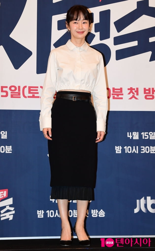 [TEN 포토] 명세빈 '원조 첫사랑 눈빛'