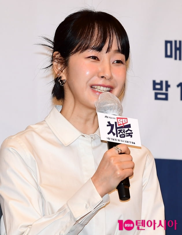 [TEN 포토] 명세빈 "청순캐릭터 변신 엄정화,김병철에게 조언구해"