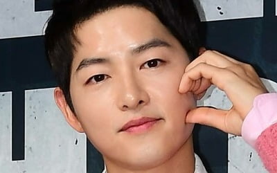 송중기, '화란'으로 첫 칸 진출…'임신' ♥케이티와 레드카펫 밟을까[TEN이슈]
