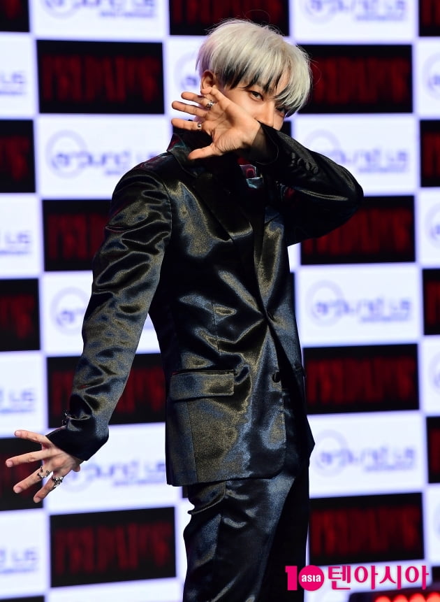 [TEN 포토] 이기광 ' 타이틀곡 '프레데터' 멋진 포즈'
