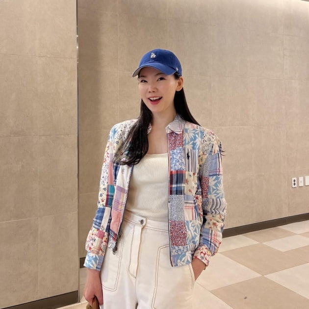 '윤남기♥' 이다은, 모자로 가린 기름진 머리 "일요일엔 머리 안 감는 게 국룰"