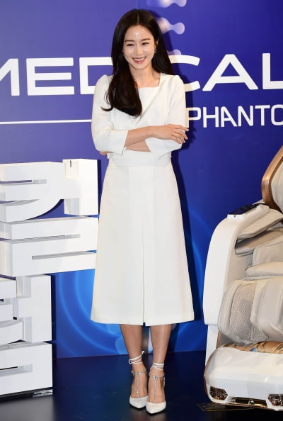 [TEN 포토] 김태희 '우아한 화이트'