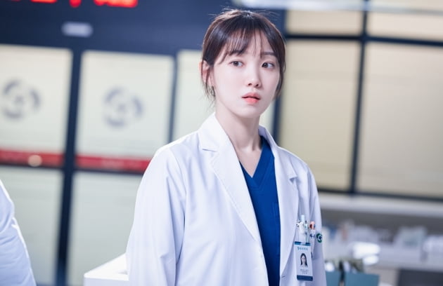 이성경 /사진제공=SBS