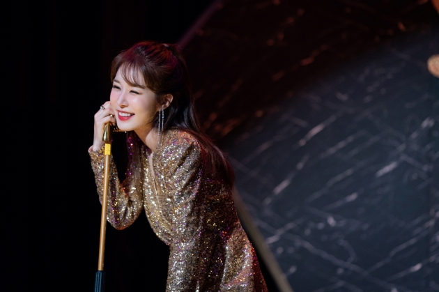 ♥황찬성과 헤어진 유인나, 골드미스파티에서 돌발 행동('보라 데보라')