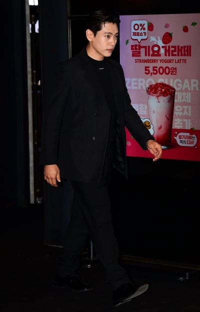 [TEN 포토] 유태오 '영화제 개막식 참석'