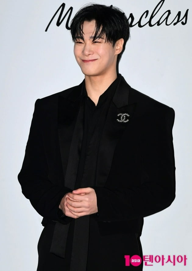 문수아, 친오빠 故문빈 SNS 팔로우로 애도…아스트로 멤버들도 함께[TEN이슈]