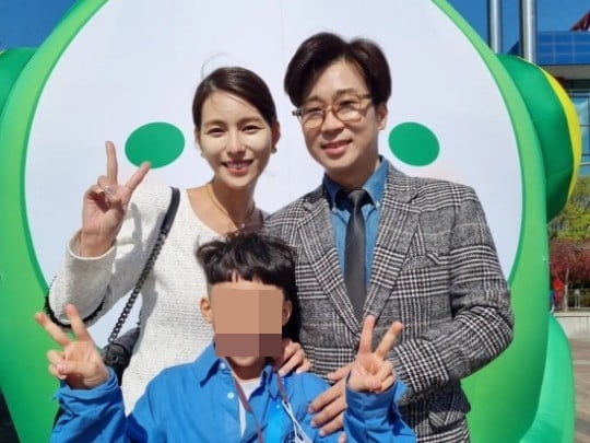 '뇌암 판정' 유은성, ♥김정화 옆 미소…건강 회복한 모습에 안도감