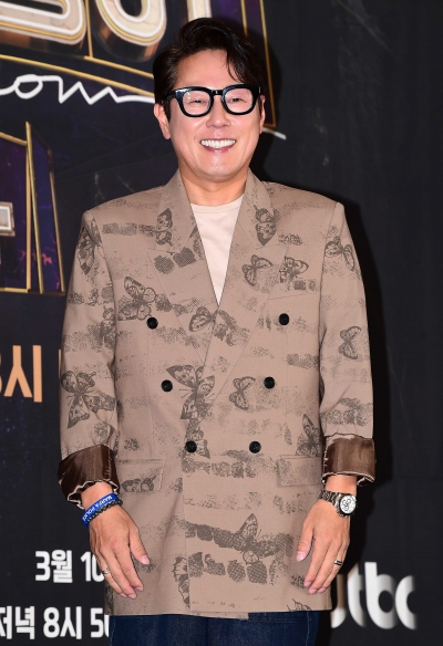 [공식] 윤종신, 5년만에 '하트시그널4'로 컴백…김이나·이상민과 호흡