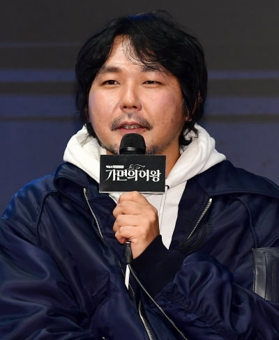 [TEN 포토] 강호중 감독 "여성 서사 다루는 작품 하고 싶었다"