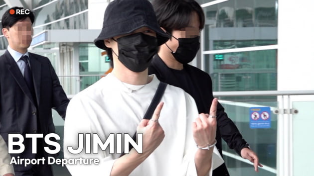 [TV10] BTS 지민, 깔끔한 블랙앤화이트 패션 