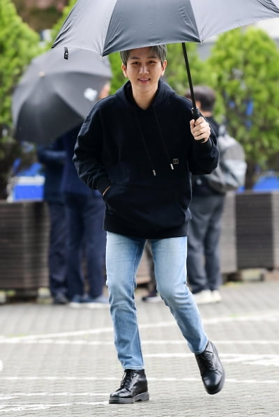 [TEN 포토] 김수찬 '애교 눈웃음'