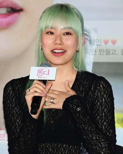 [TEN 포토] 박유나 "홍대 여신 역활...아이돌 출신이라 부담감 없었다"