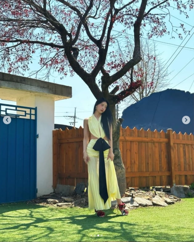이미주, 섹시한 색다른 모습..."빨리 여미세요"