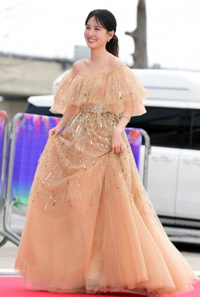 [TEN 포토] 박은빈 '드레스 입은 우영우'