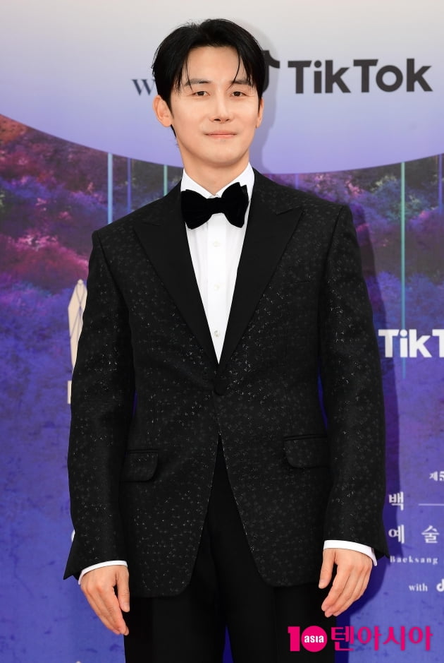 [TEN 포토] 김준한 '훈훈한 비주얼'
