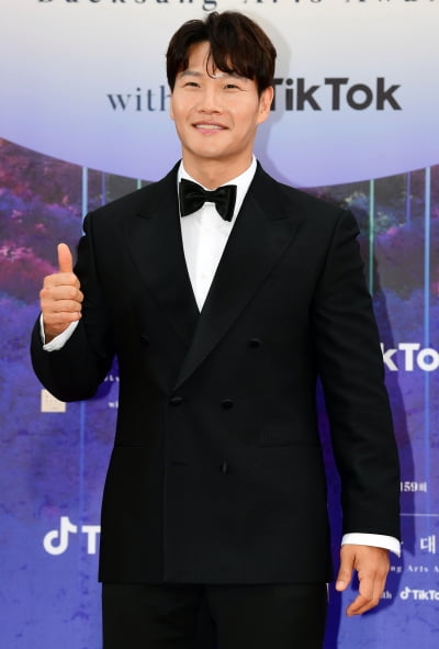 [TEN 포토] 김종국 '엄지척!'