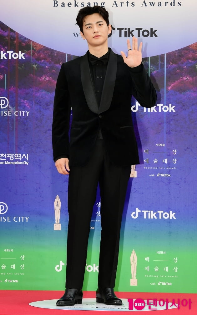 [TEN 포토] 서인국 '오랜만에 인사드려요'