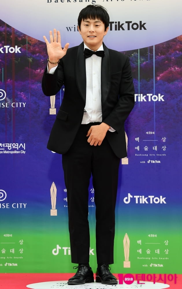 [TEN 포토] 기안84 '수줍은 포토월'